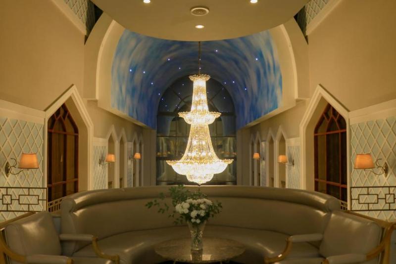 Grand Hotel Europe - Lobi