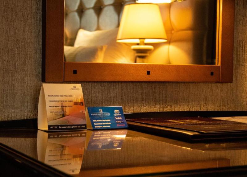 Grand Hotel Europe - Oda