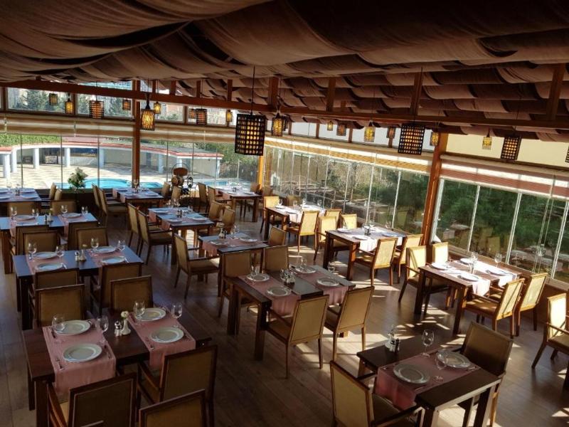 Grand Hotel Europe - Teras