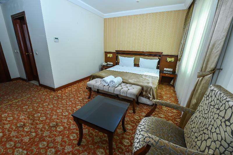Atropat Old City Hotel - Oda