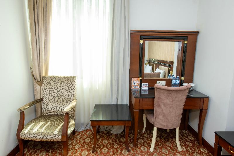 Atropat Old City Hotel - Oda