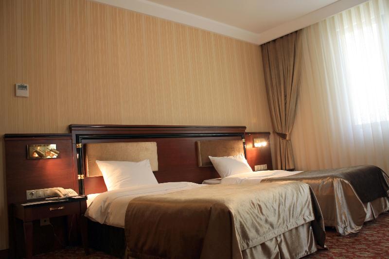 Atropat Old City Hotel - Oda