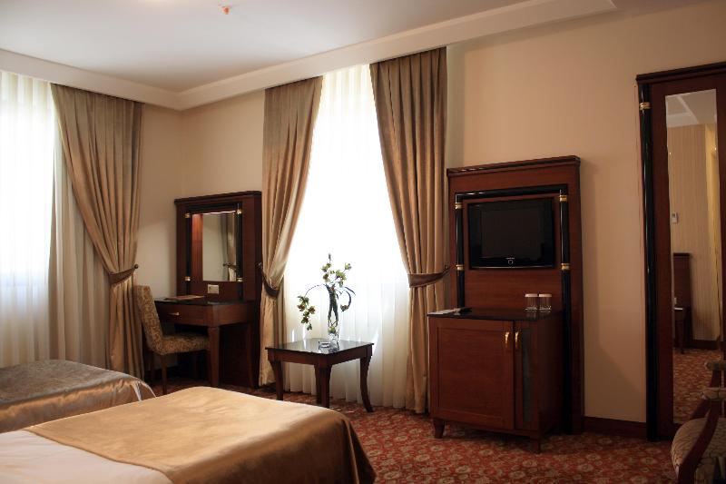 Atropat Old City Hotel - Oda