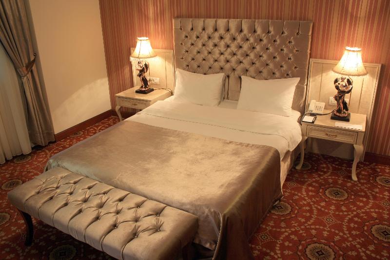 Atropat Old City Hotel - Oda