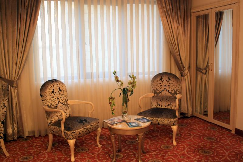 Atropat Old City Hotel - Oda