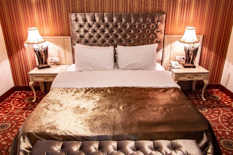Atropat Old City Hotel - Oda