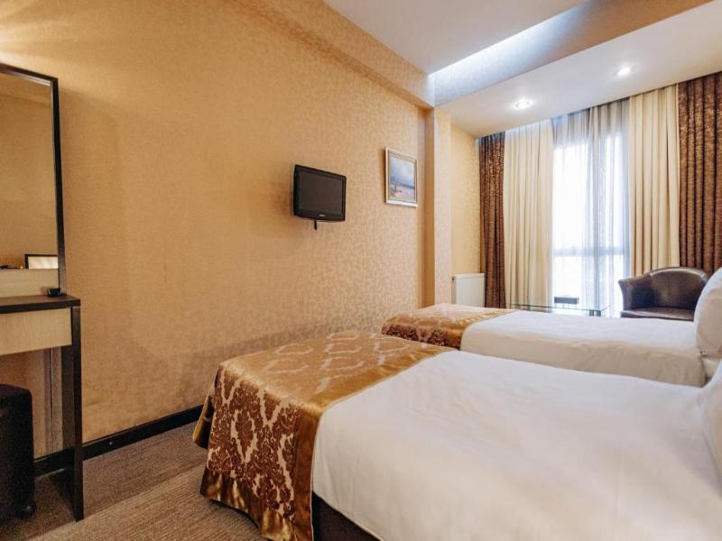 Days Hotel by Wyndham Baku - Oda