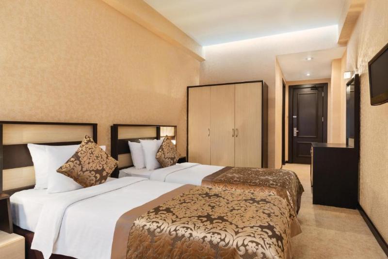 Days Hotel by Wyndham Baku - Oda
