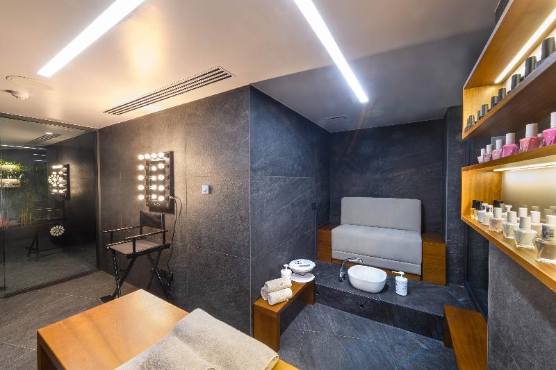 Ajax Hotel - Aktivite