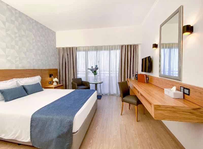 Ajax Hotel - Oda
