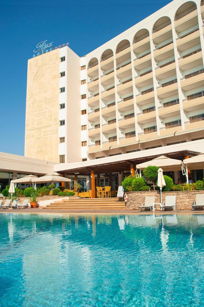 Ajax Hotel - Havuz