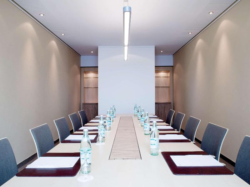 Movenpick Hotel Frankfurt City - Toplantı