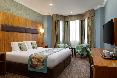 Ramada by Wyndham Cheltenham oda fotoğrafı