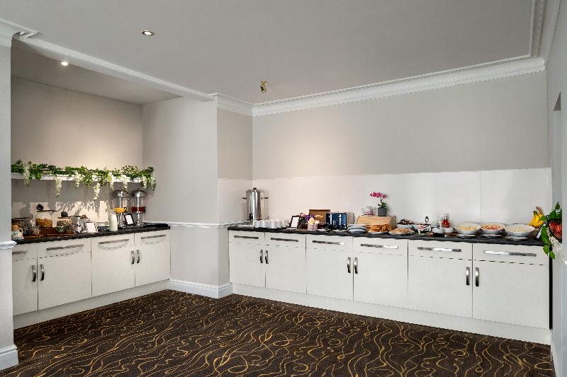 Ramada by Wyndham Cheltenham - Restoran