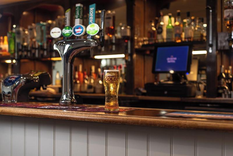 Queens Hotel - Bar