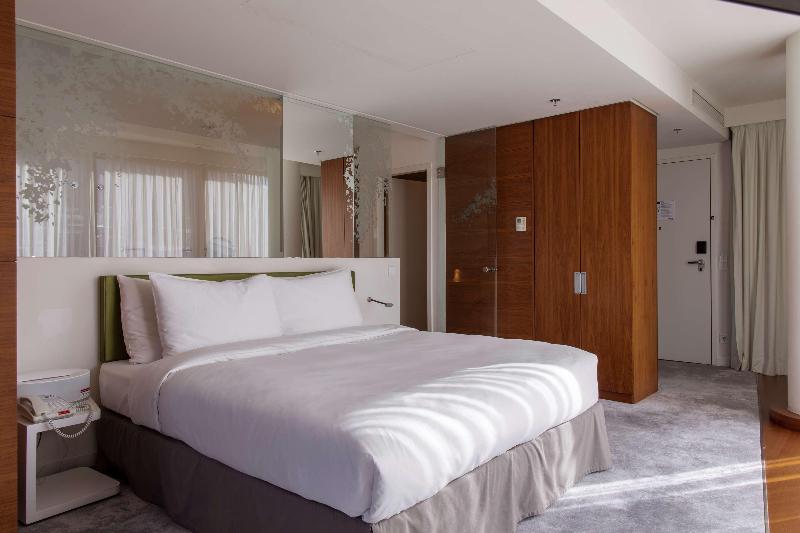 Radisson Blu Iveria Hotel, Tbilisi - Oda