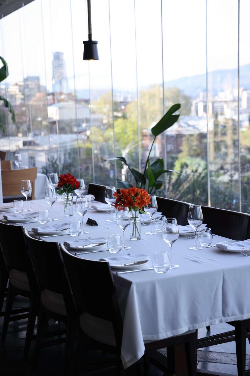 Radisson Blu Iveria Hotel, Tbilisi - Restoran