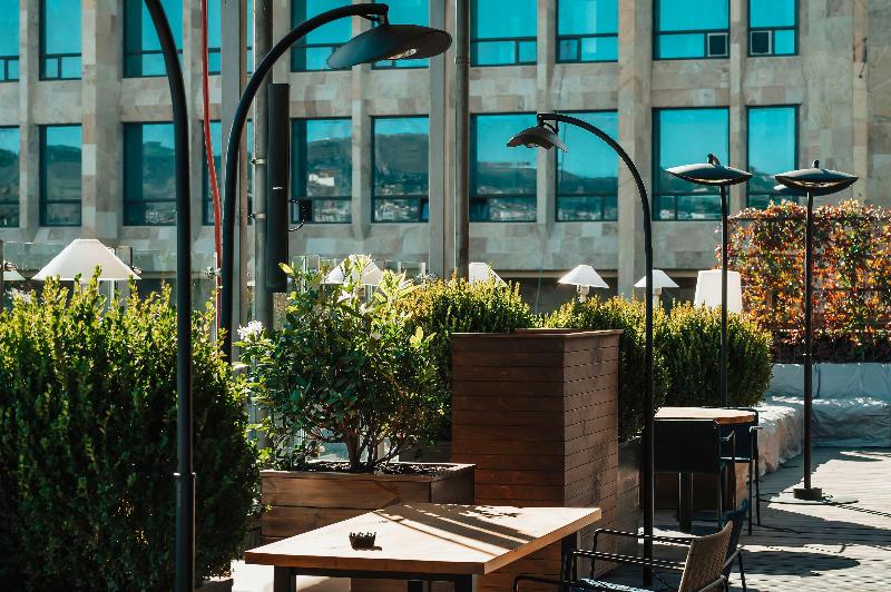 Radisson Blu Iveria Hotel, Tbilisi - Restoran