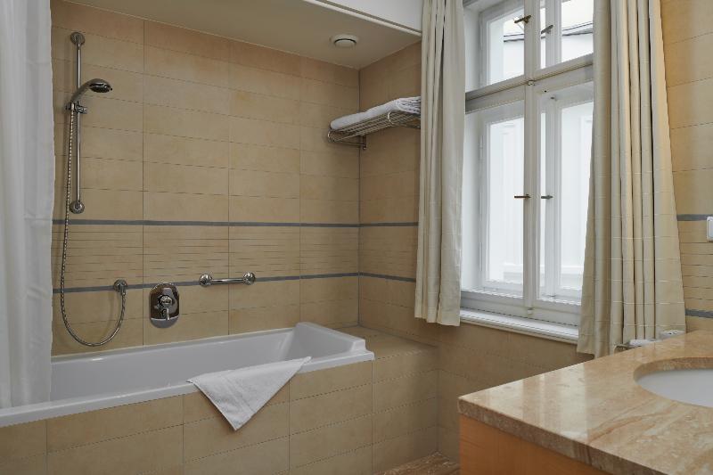 Ventana Hotel Prague - Oda