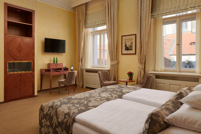 Ventana Hotel Prague - Oda