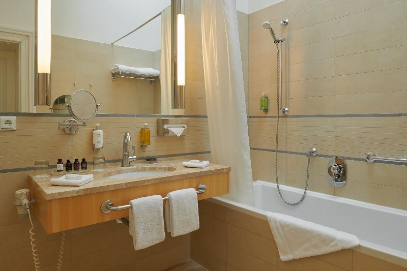 Ventana Hotel Prague - Oda