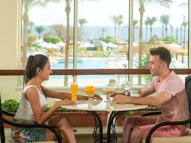 Movenpick Resort Taba - Bar