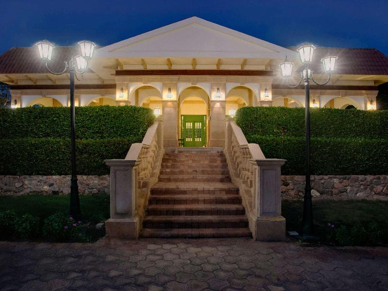 Movenpick Resort Taba - Restoran