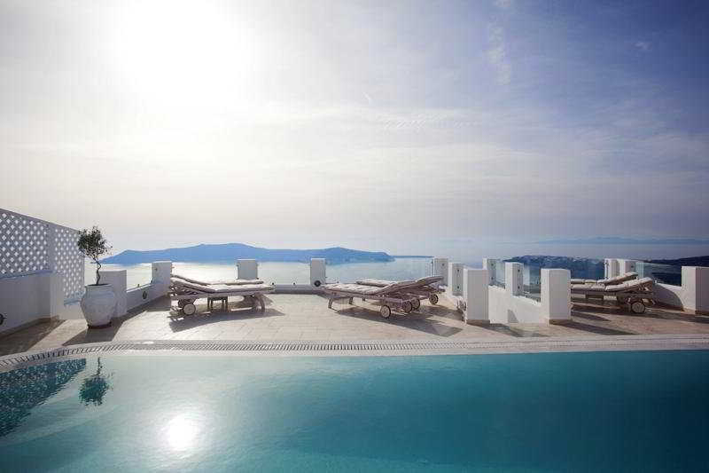 Above Blue Suites fotoÄŸrafÄ±