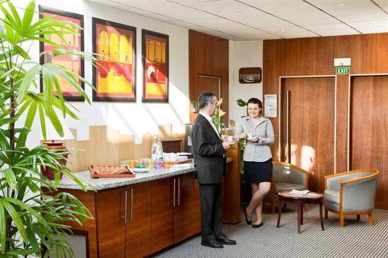 Mercure Pau Palais Sports