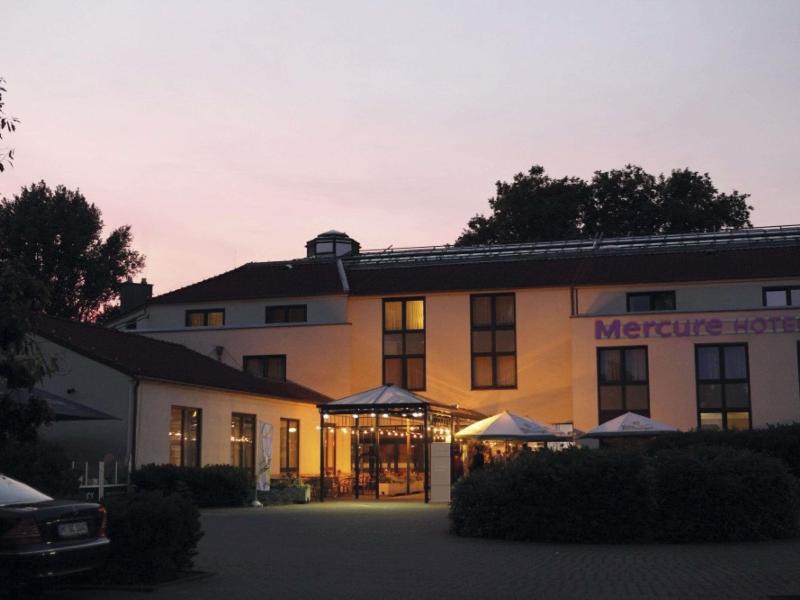 Mercure Tagungs & Landhotel Krefeld - Genel