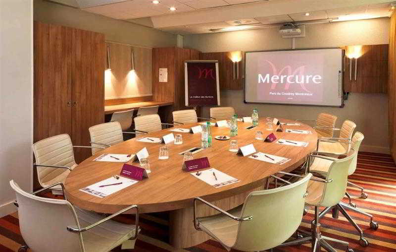 Mercure Parc Du Coudray Demeures De Campagne
