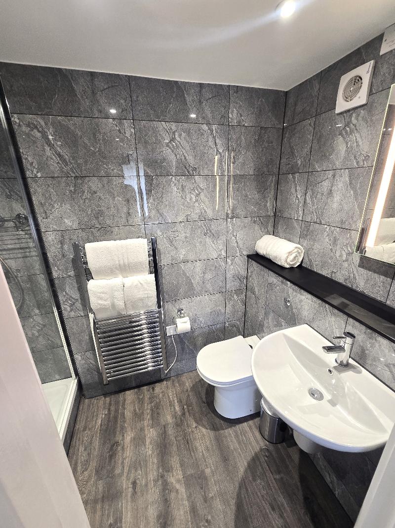 Whately Hall Hotel - Oda