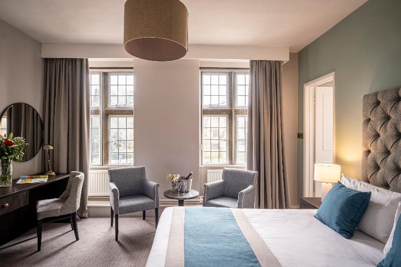 Whately Hall Hotel - Oda