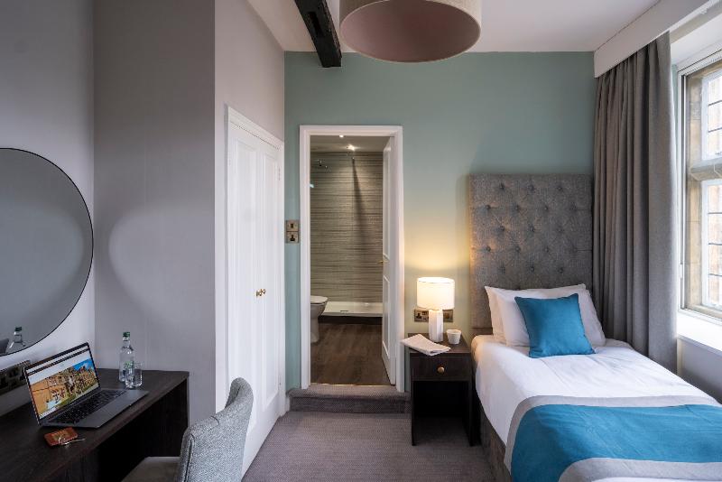 Whately Hall Hotel - Oda