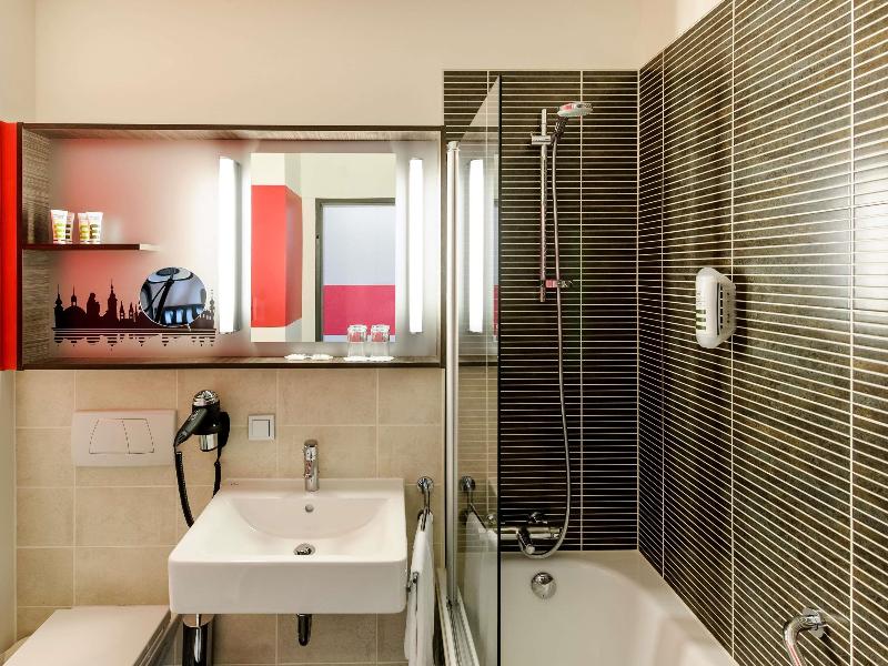 Mercure Hotel Wuerzburg Am Mainufer - Oda