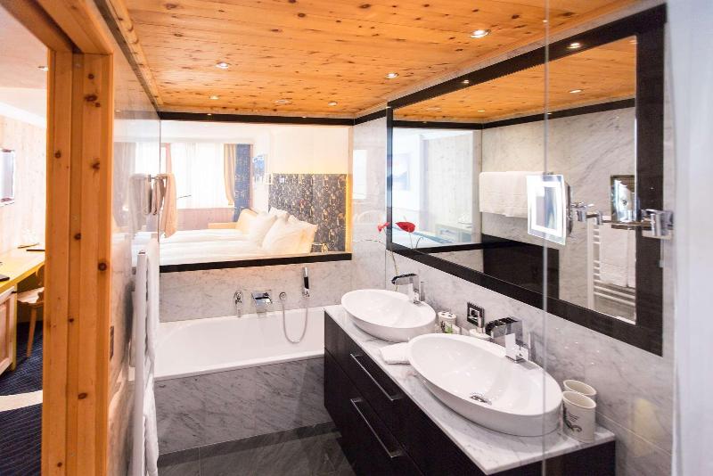 TOP Hotel San Gian St. Moritz - Oda