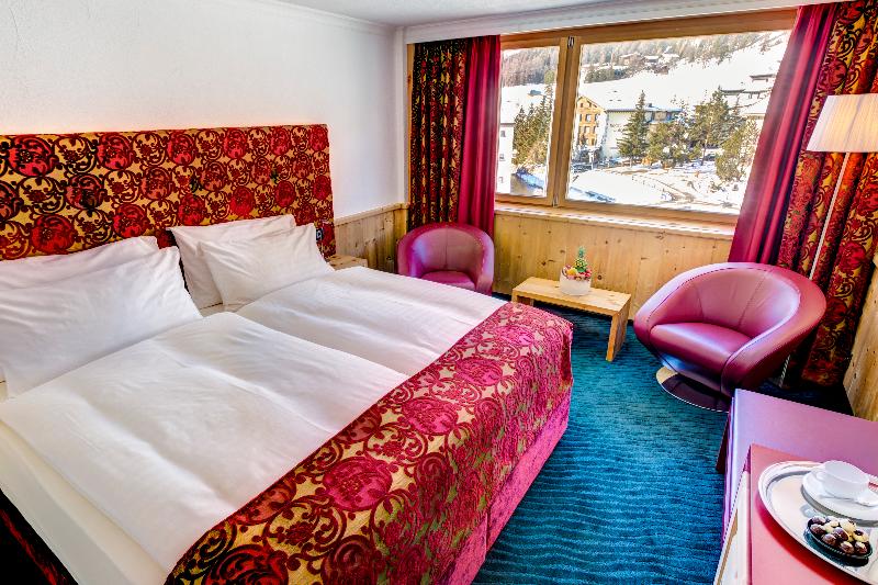 TOP Hotel San Gian St. Moritz - Oda