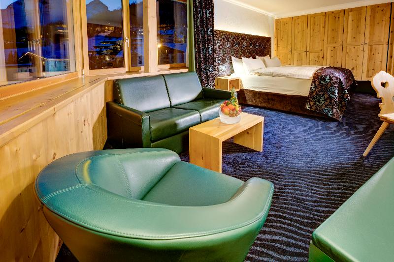 TOP Hotel San Gian St. Moritz - Oda