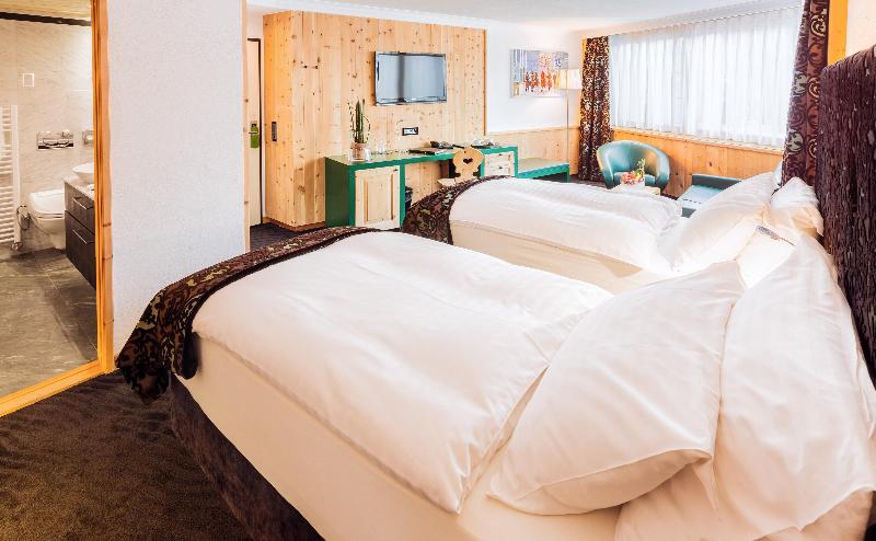 TOP Hotel San Gian St. Moritz - Oda