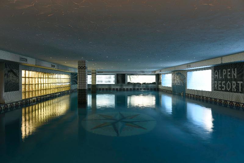 Alpen Resort Hotel - Havuz