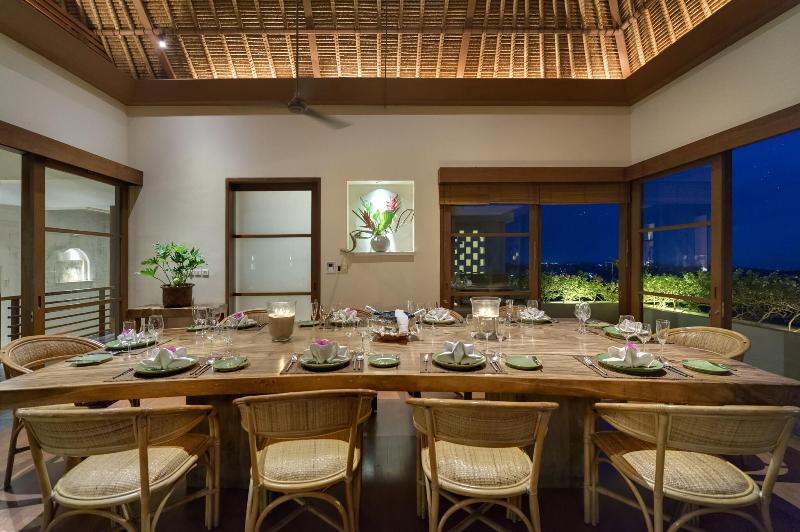 Longhouse - Restoran