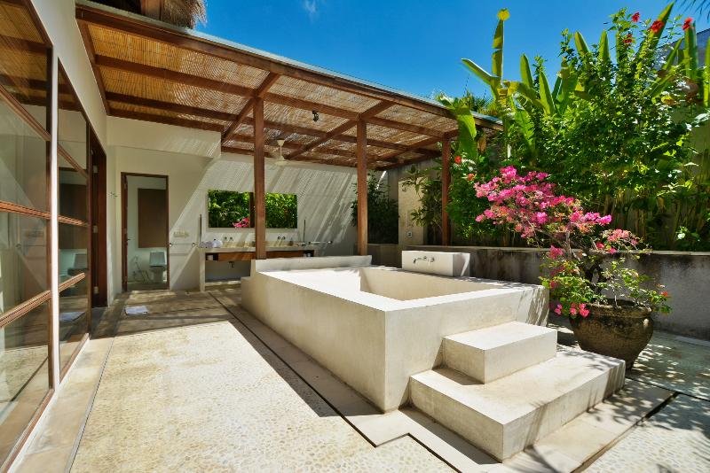 Nyaman Villas - Oda