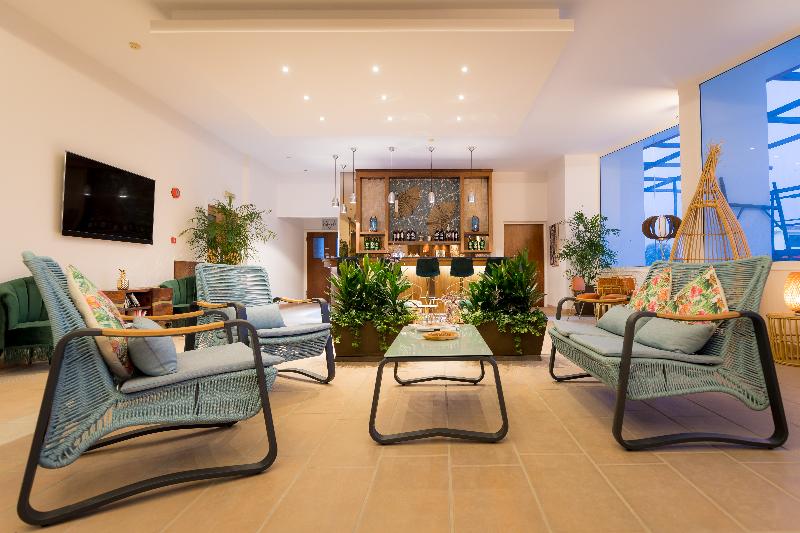 Cavo Zoe Seaside Hotel - Lobi