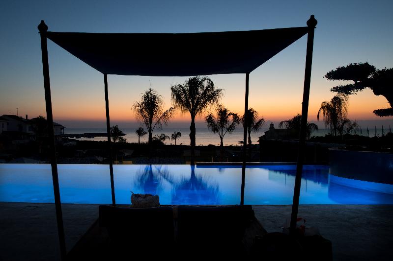 Cavo Zoe Seaside Hotel - Havuz