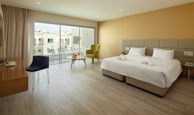 Melpo Antia Hotel & Suites - Oda