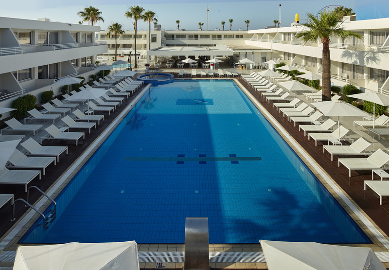 Melpo Antia Hotel & Suites - Havuz