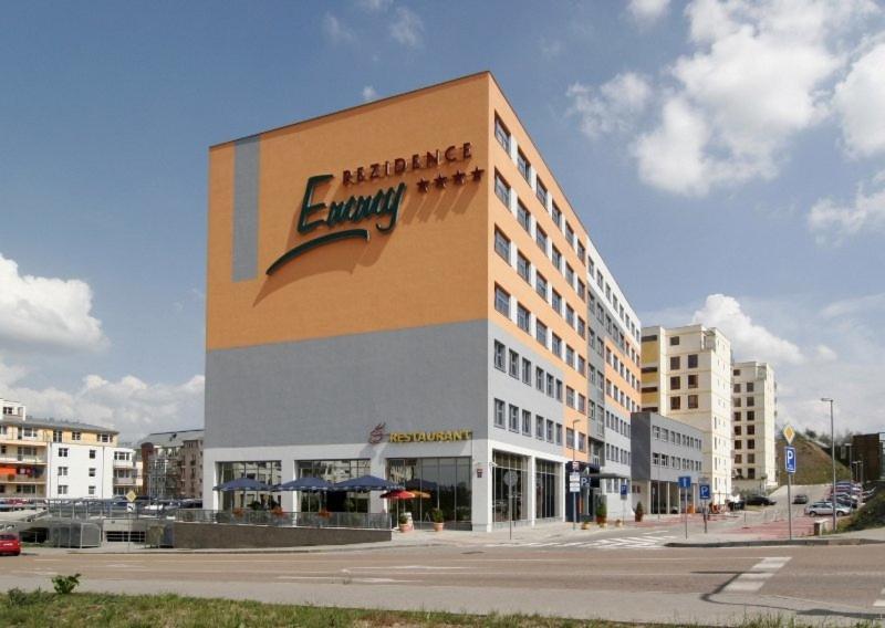 Rezidence Emmy - Genel