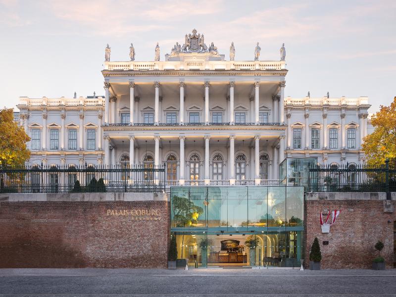Palais Coburg - Genel