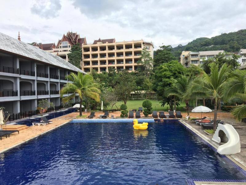 Ramada By Wyndham Aonang Krabi - Havuz