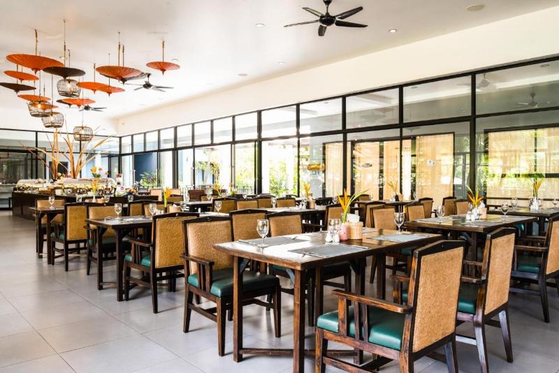 Ramada By Wyndham Aonang Krabi - Restoran
